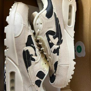 Nike Air Max 90 Futura - Women's